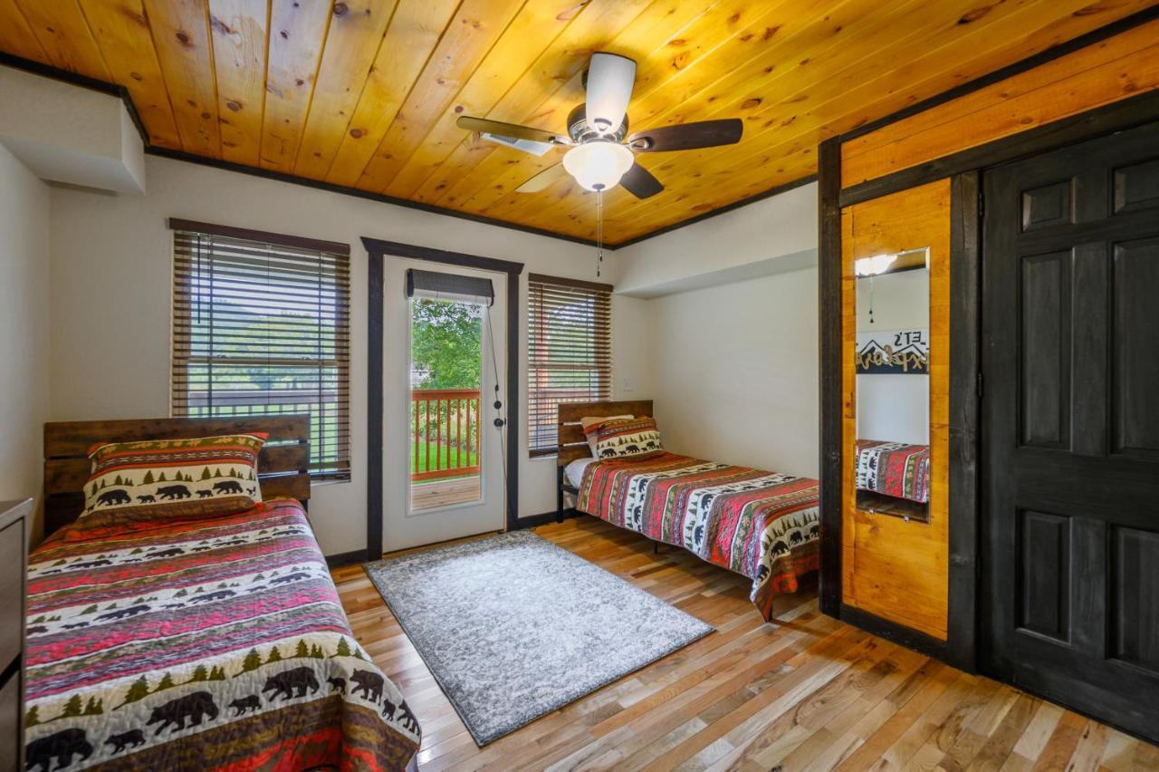 Smoky Mountain Chalet ピジョンフォージ エクステリア 写真